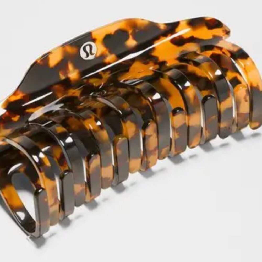 Lululemon Jumbo Claw Clip